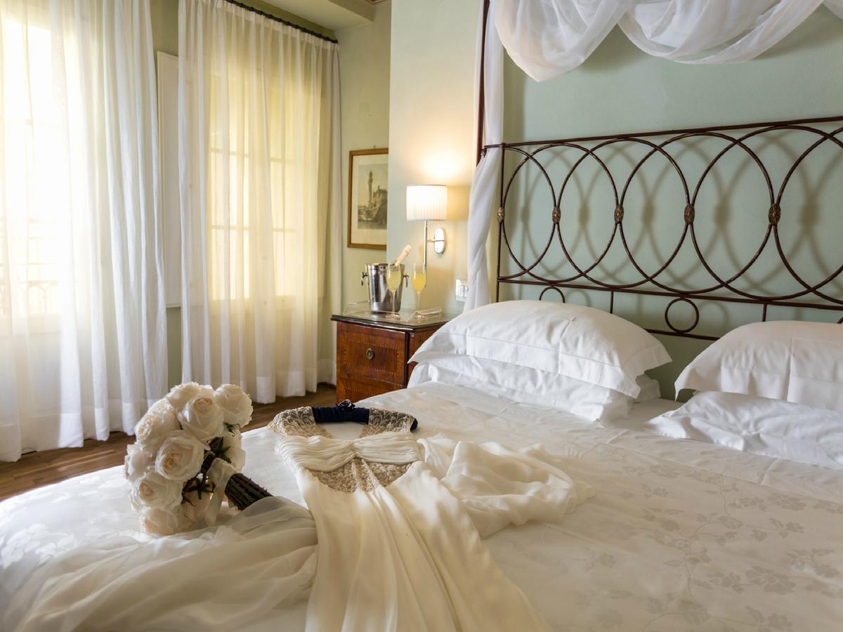 Bed and Breakfast Relais Degli Angeli Residenza D'Epoca Siena Exterior foto