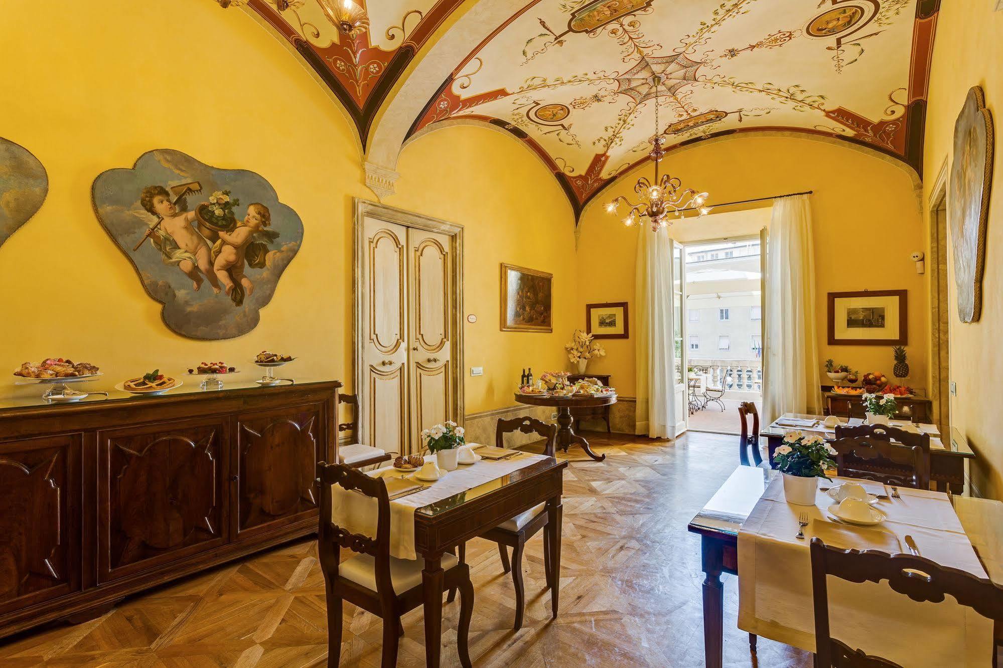 Bed and Breakfast Relais Degli Angeli Residenza D'Epoca Siena Exterior foto